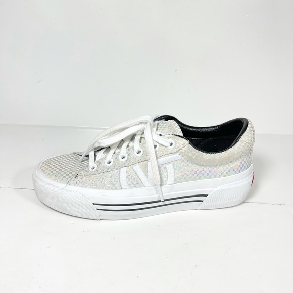 Vans Shoes - VANS Sid Ni Sneakers Women’s Size 7.5  White Snake Prints Shiny